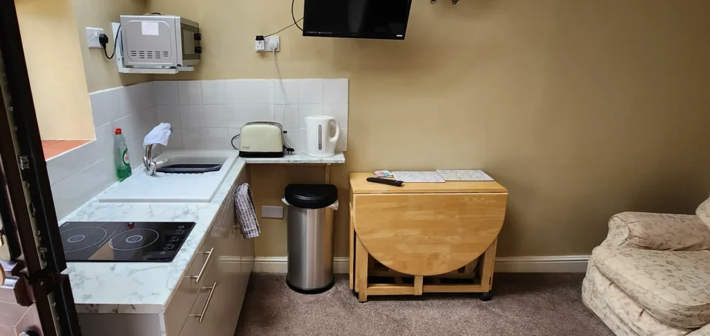 Apartment 4