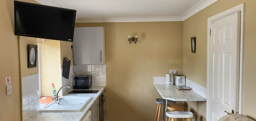 Apartment 3